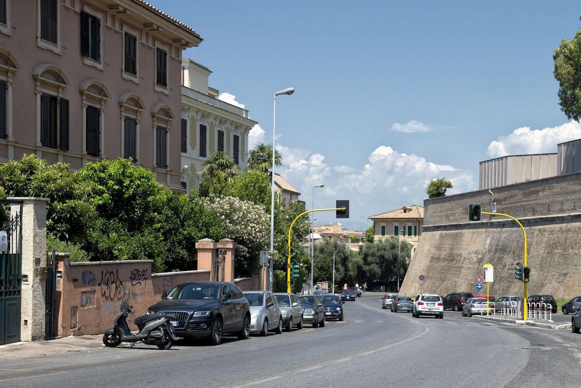 Vaticano84 Hotel Rome Bagian luar foto